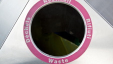 The report encourages Member States to develop pricing mechanisms that support material reuse
